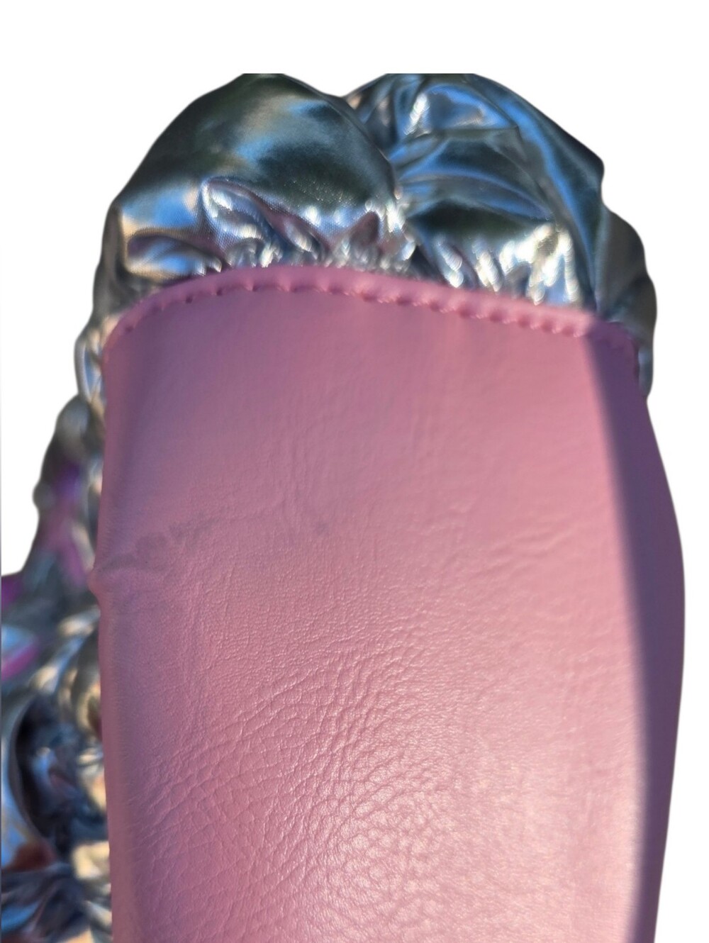 OMG - Kids Scrunch Metallic Silver & Pink Heart Strap Backpack - Picture 5 of 5